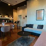 Stylish Two Bedroom House With Private Pool