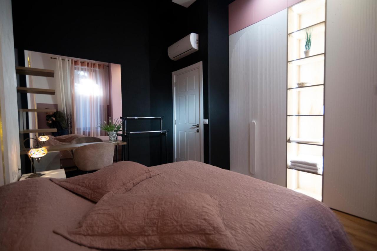 Willa Stylish Two Bedroom House With Private Pool