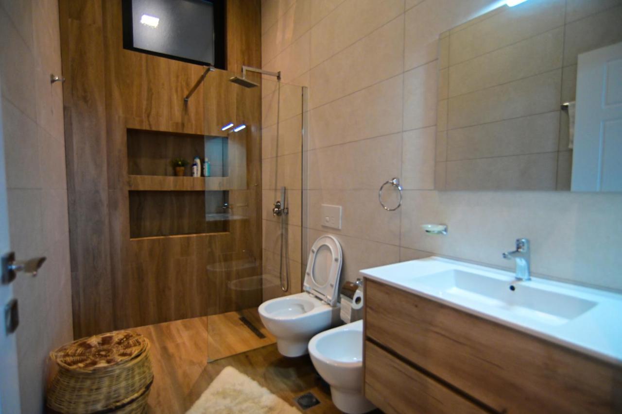 Willa Stylish Two Bedroom House With Private Pool