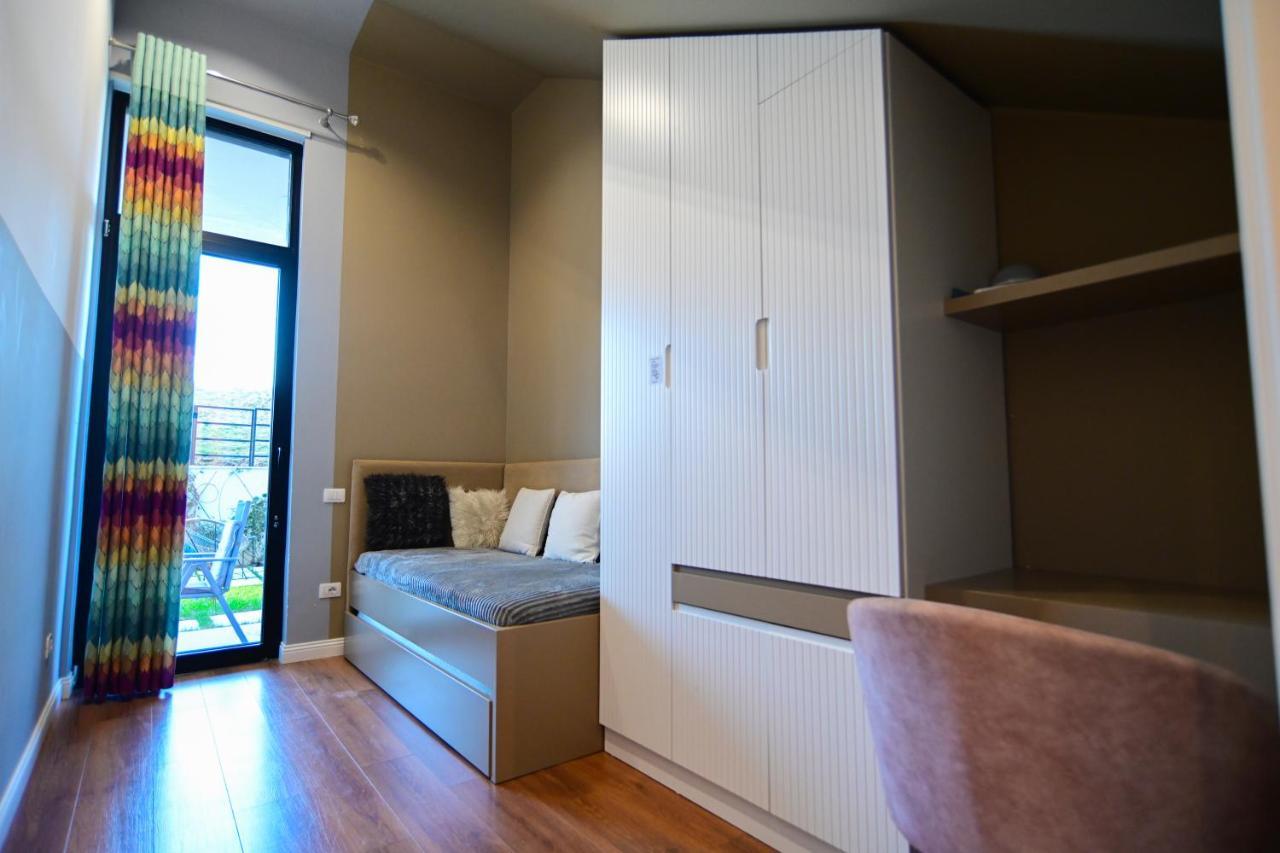 Stylish Two Bedroom House With Private Pool Tirana